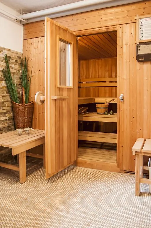 Allgäu-Moni Füssen Apartment