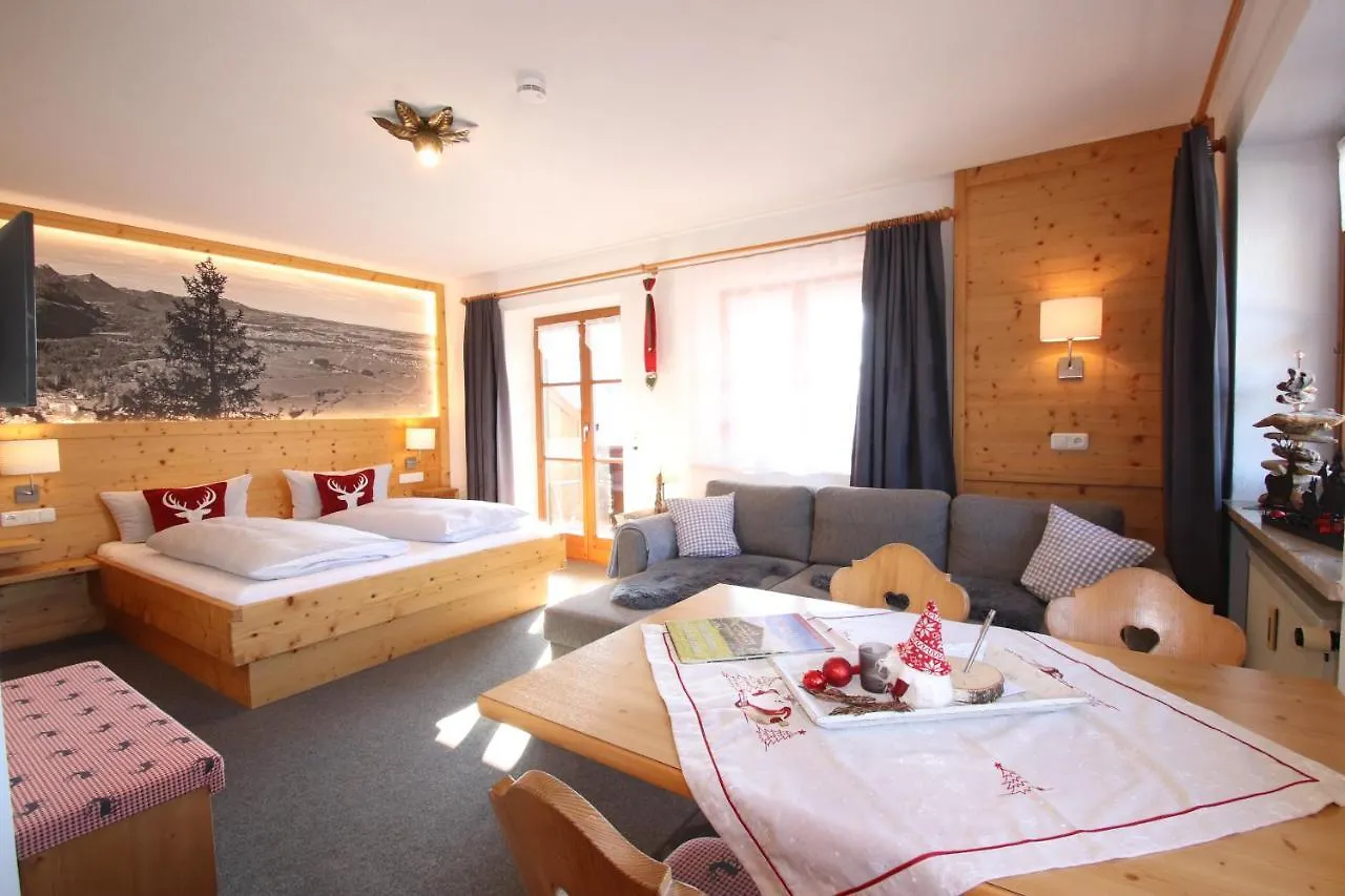 Allgäu-Moni Füssen Apartment