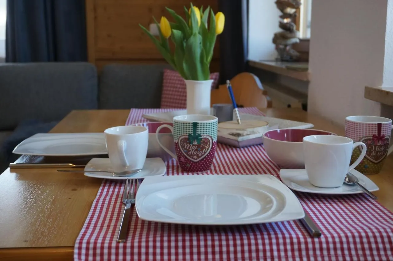 Allgäu-Moni Füssen Apartment
