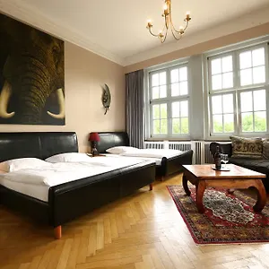 Amsterdam 3*, Hamburg Deutschland